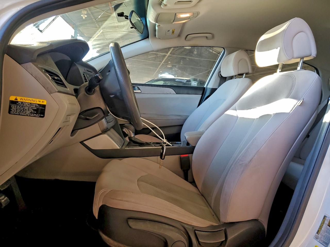 2017 HYUNDAI SONATA SE photo 13
