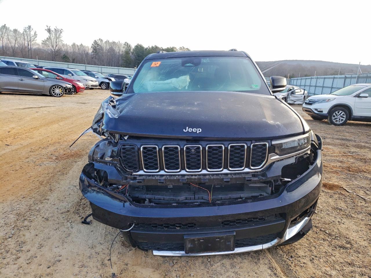 2023 JEEP GRAND CHEROKEE L LIMITED photo 9