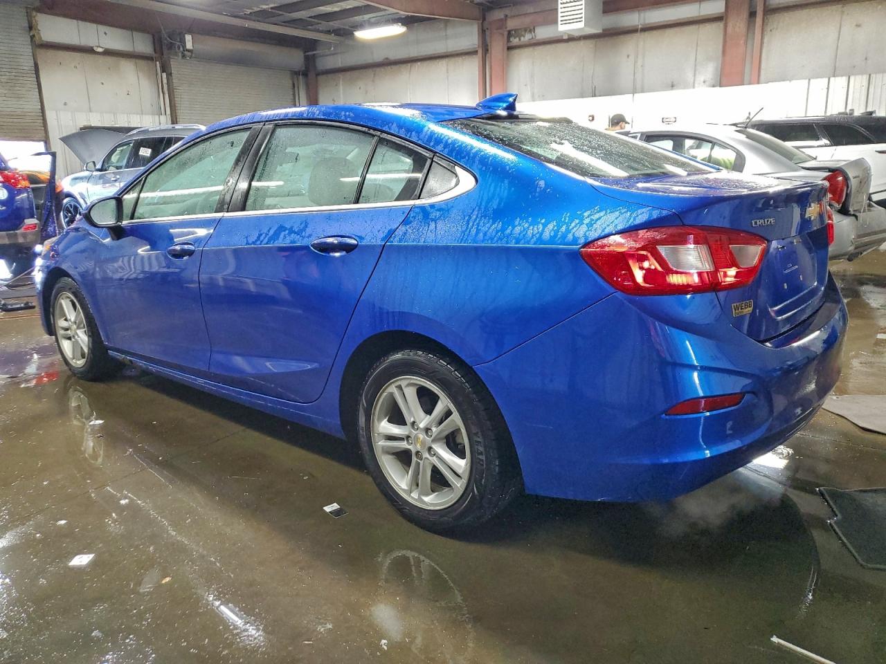 2016 CHEVROLET CRUZE LT photo 2
