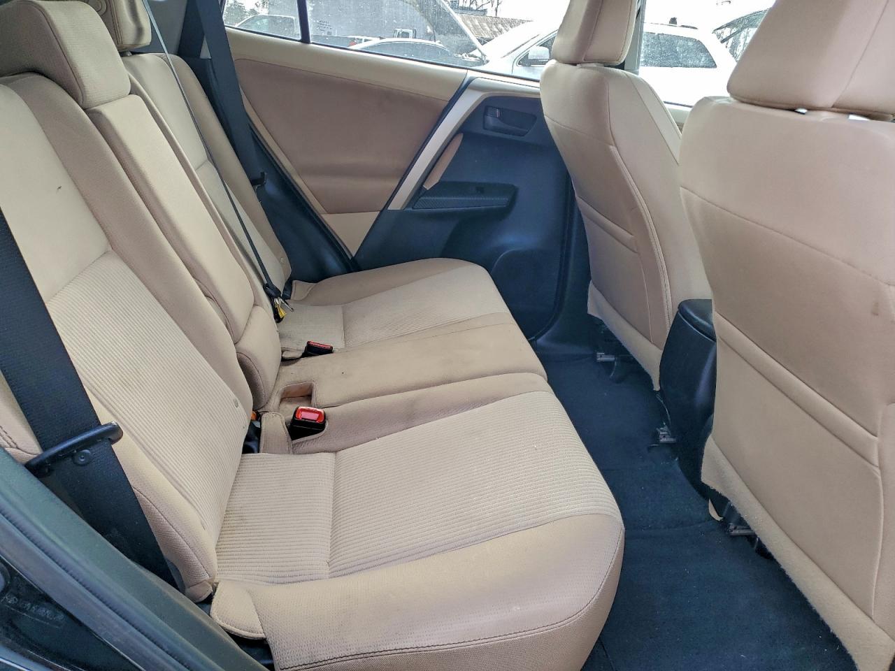 2013 TOYOTA RAV4 XLE photo 21