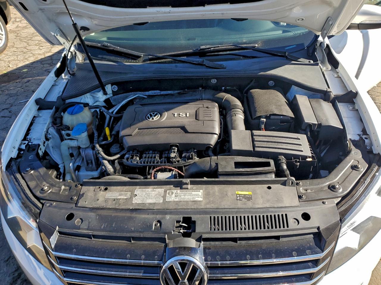 2014 VOLKSWAGEN PASSAT S photo 11