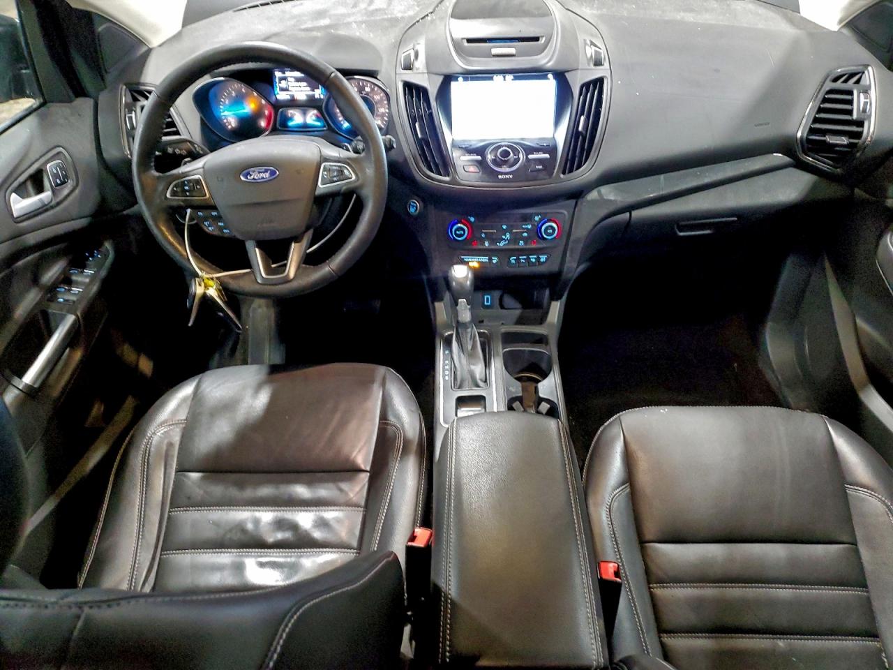 2017 FORD ESCAPE TITANIUM photo 8