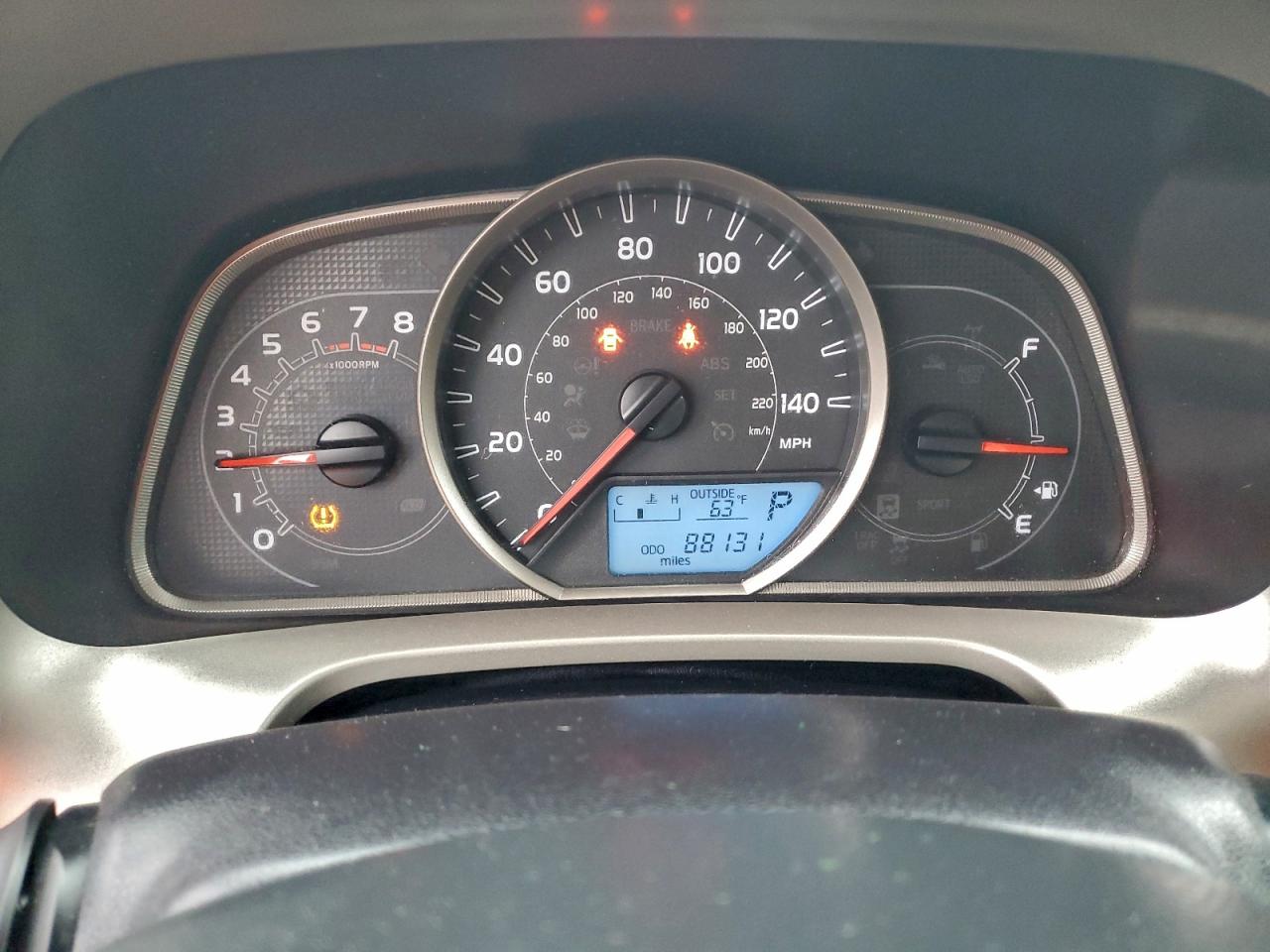 2015 TOYOTA RAV4 XLE photo 9