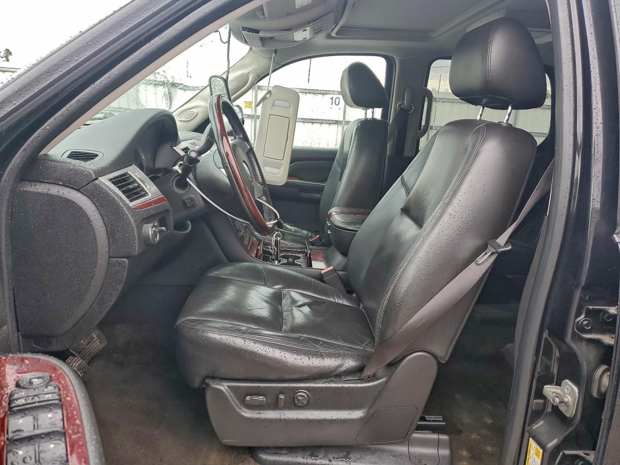 2009 CADILLAC ESCALADE LUXURY photo 19