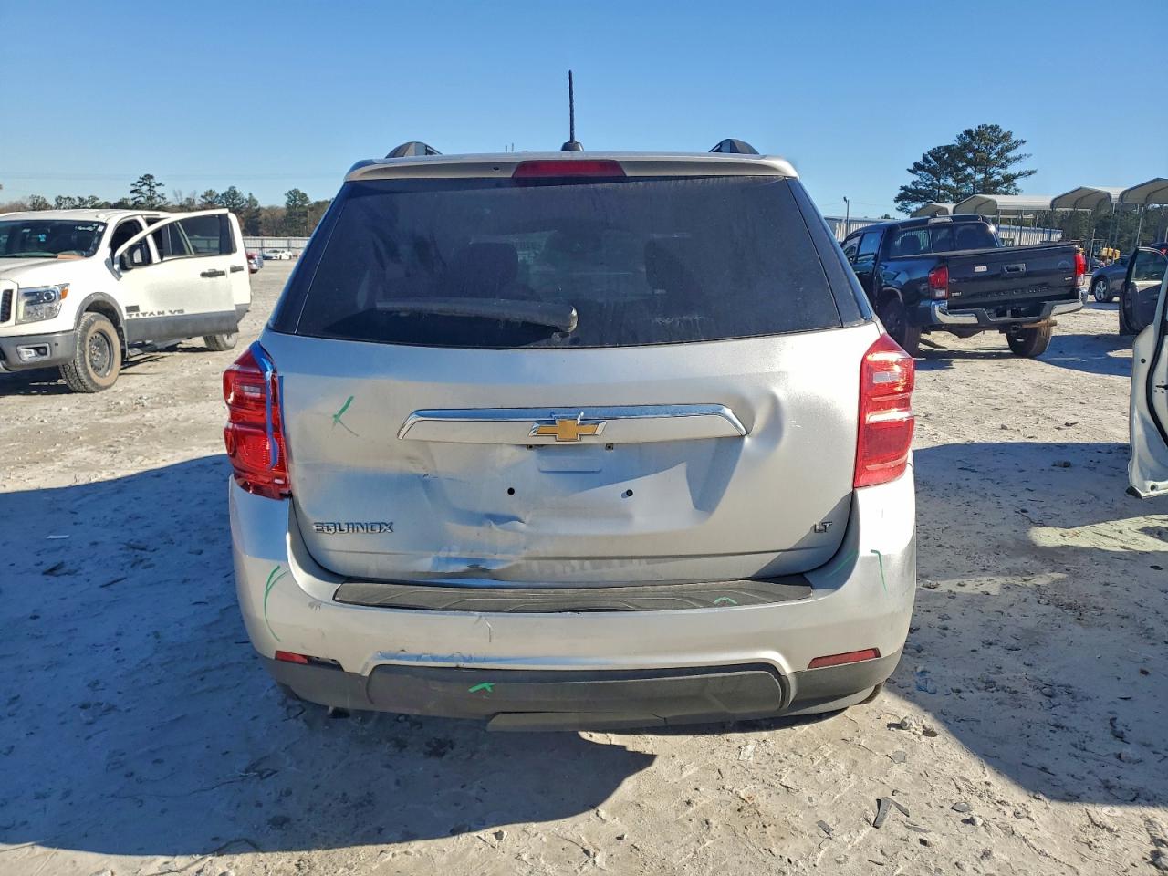 2017 CHEVROLET EQUINOX LT photo 6