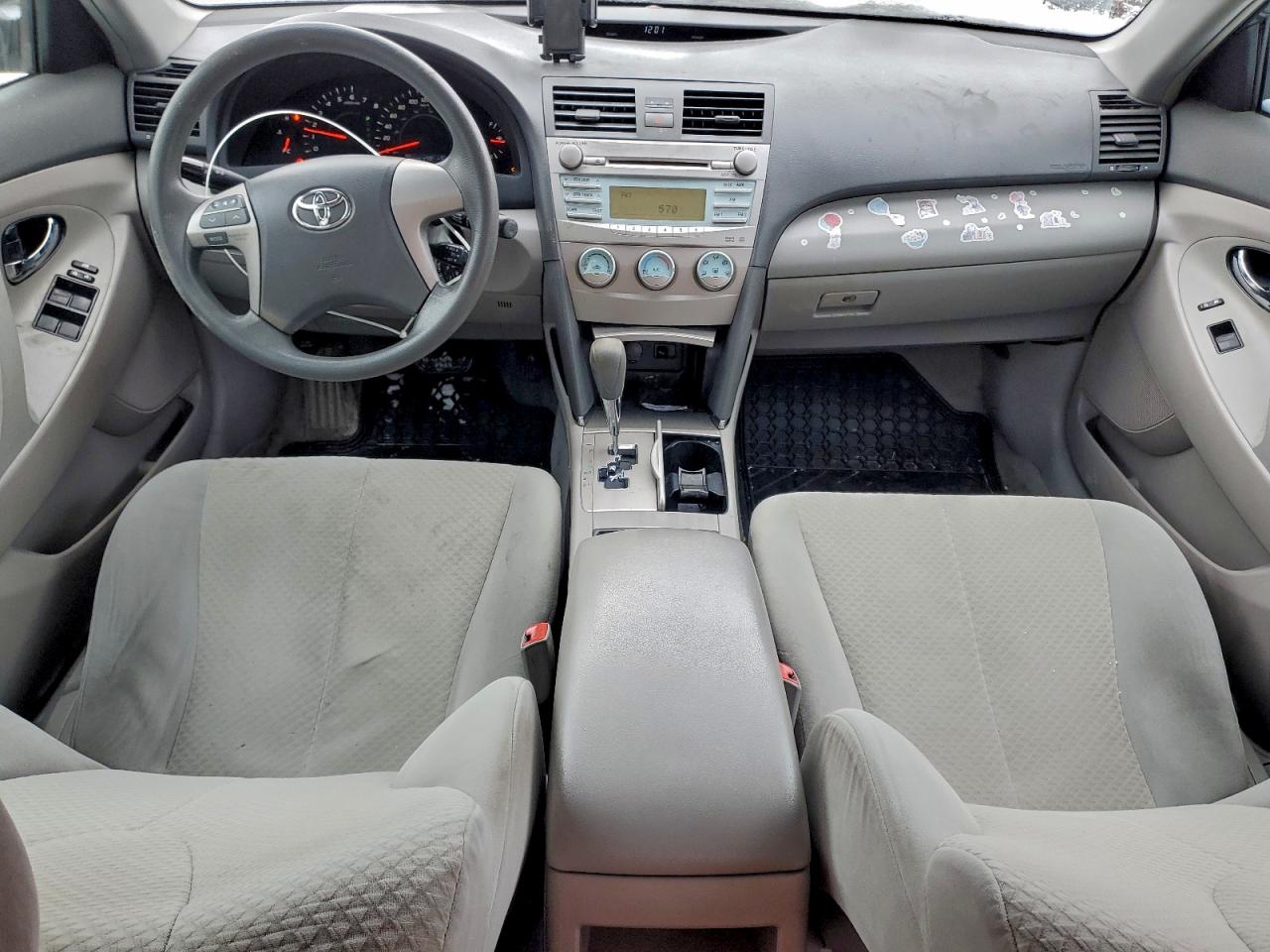 2009 TOYOTA CAMRY BASE photo 15
