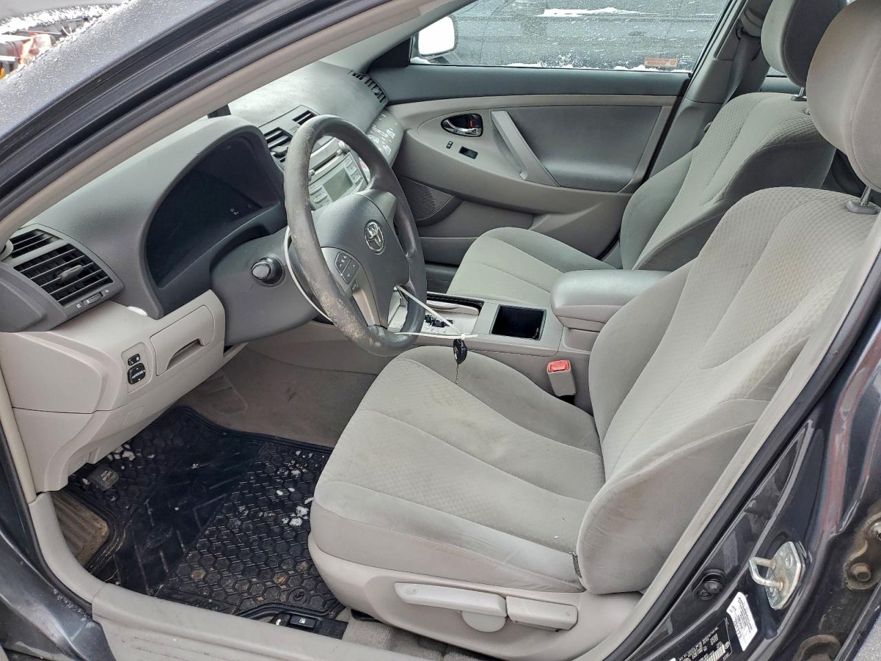 2009 TOYOTA CAMRY BASE photo 13