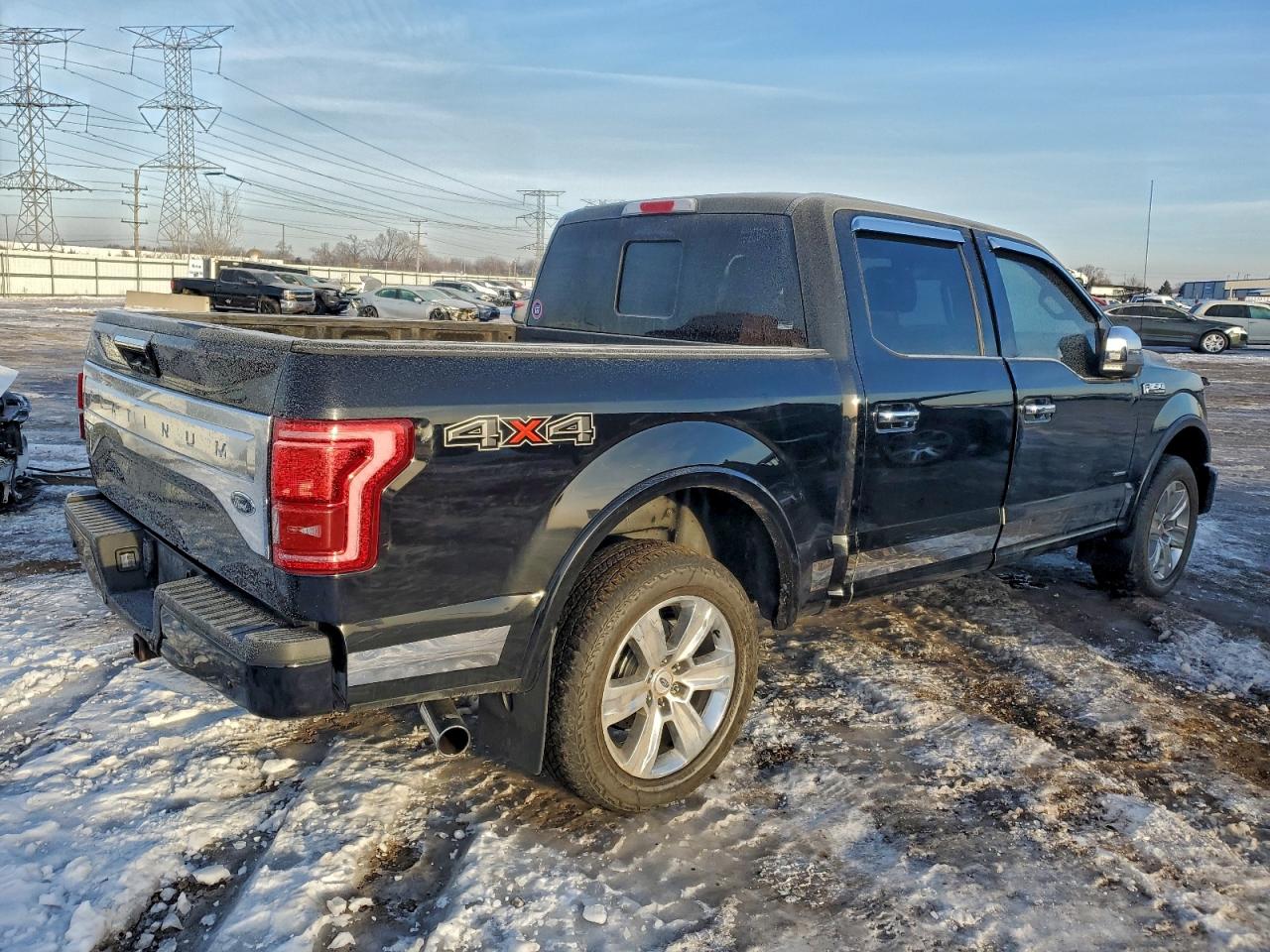 2017 FORD F150 SUPERCREW photo 3