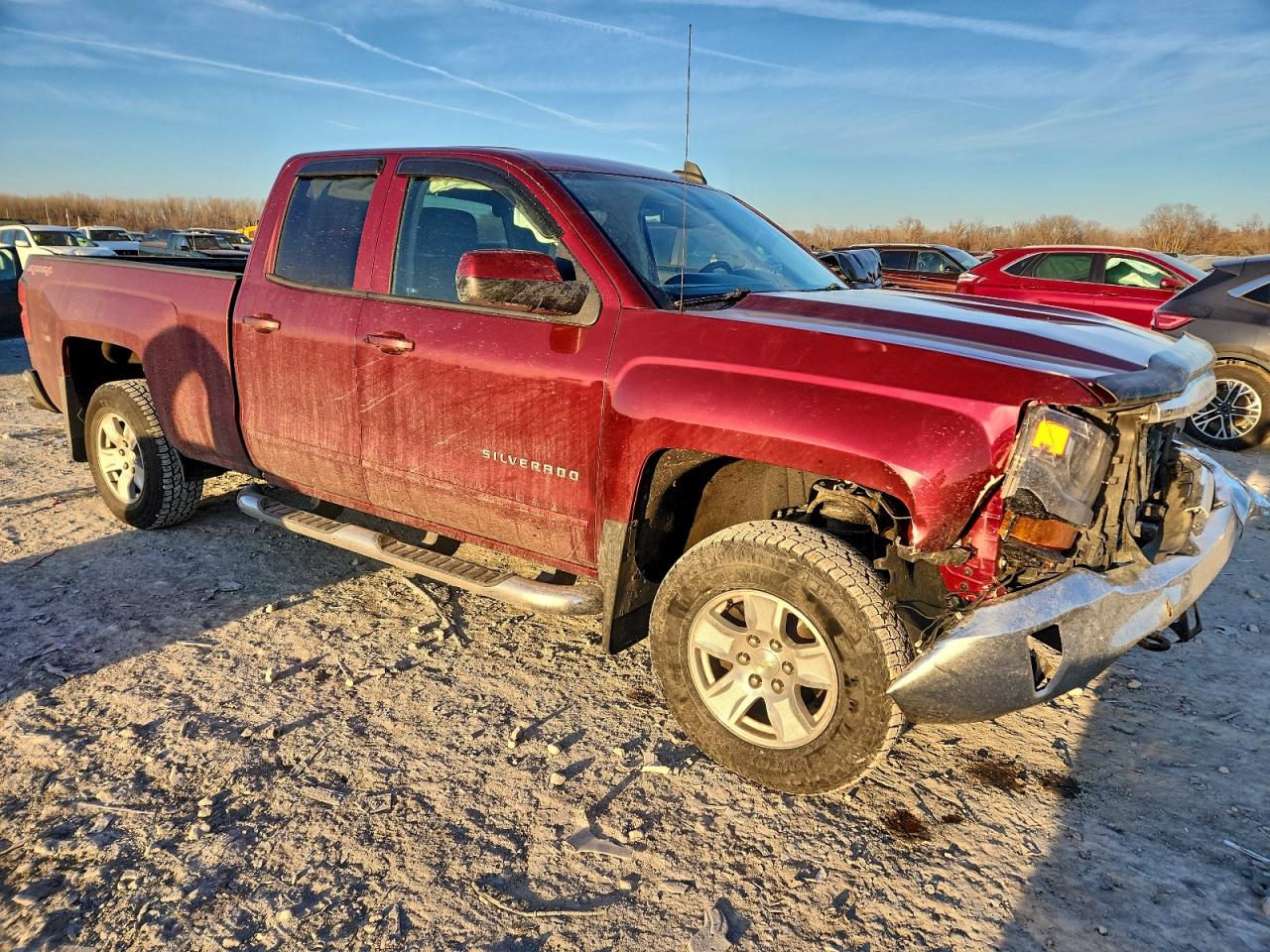2017 CHEVROLET SILVERADO K1500 LT photo 10
