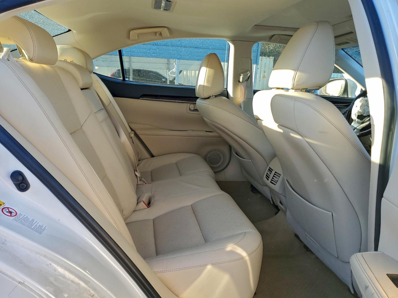 2013 LEXUS ES 350 photo 28