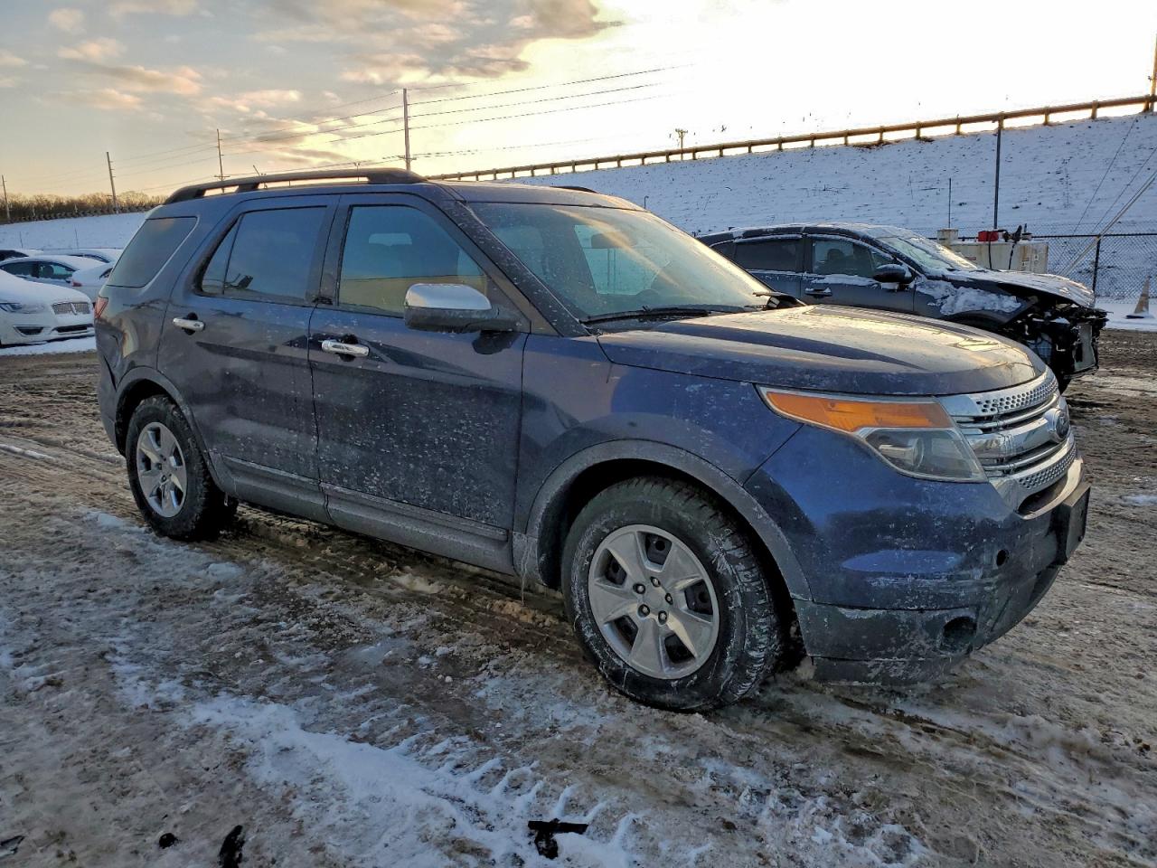 2011 FORD EXPLORER photo 7
