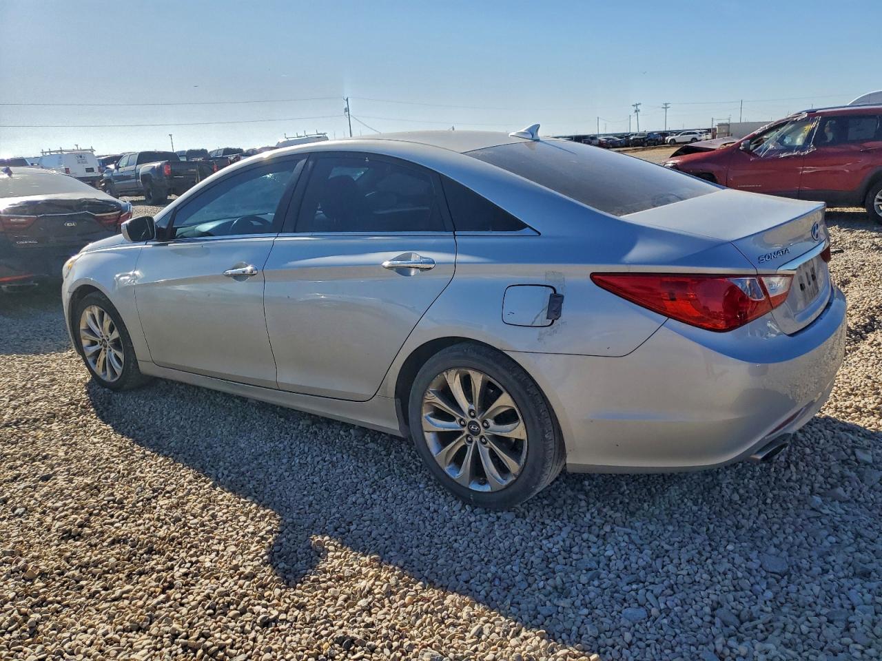 2011 HYUNDAI SONATA SE photo 4