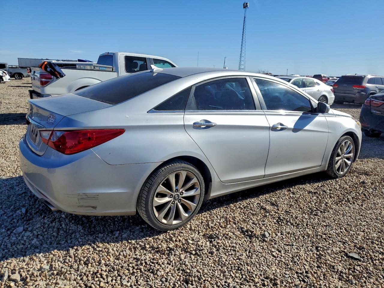 2011 HYUNDAI SONATA SE photo 7