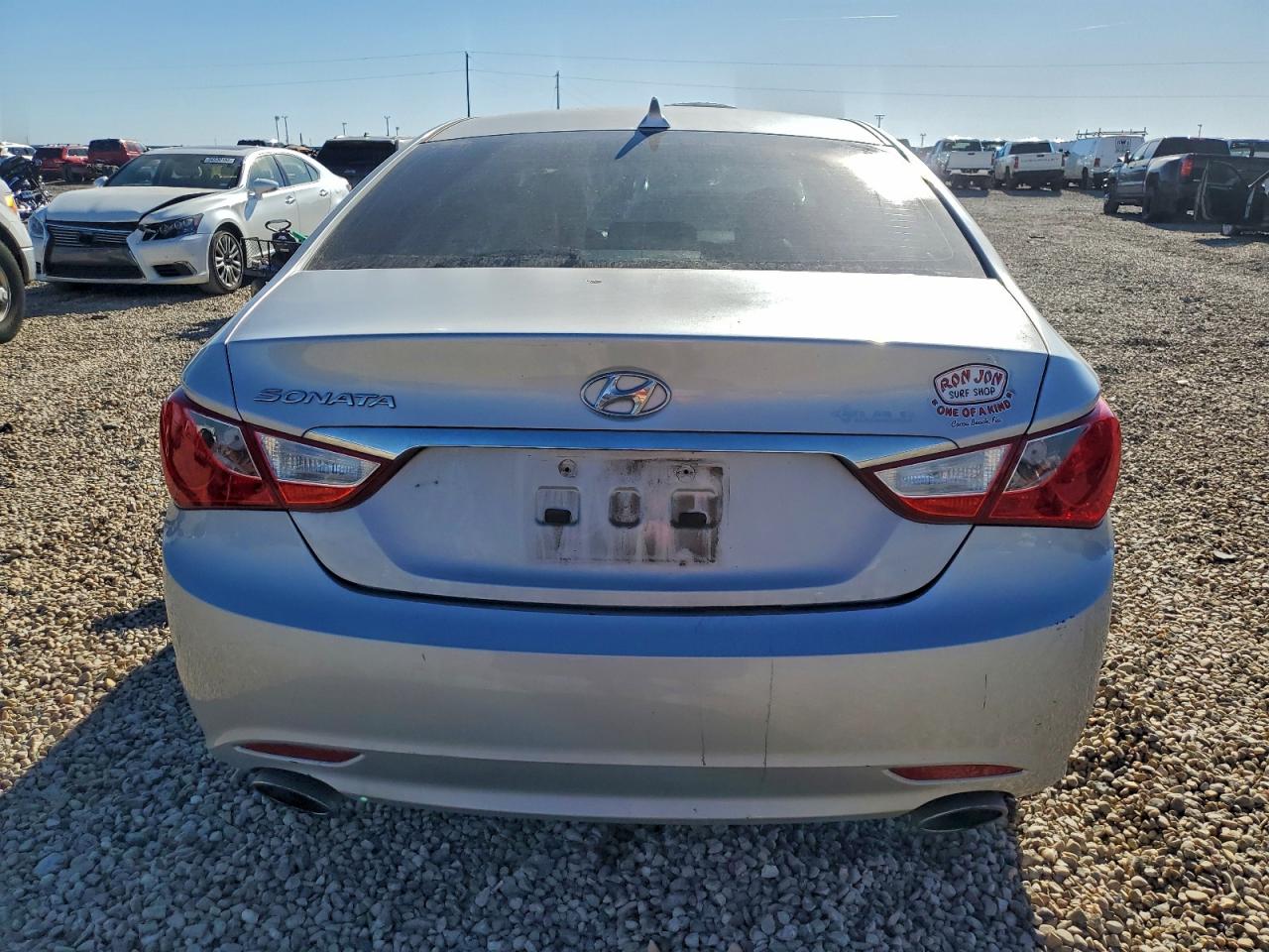 2011 HYUNDAI SONATA SE photo 16