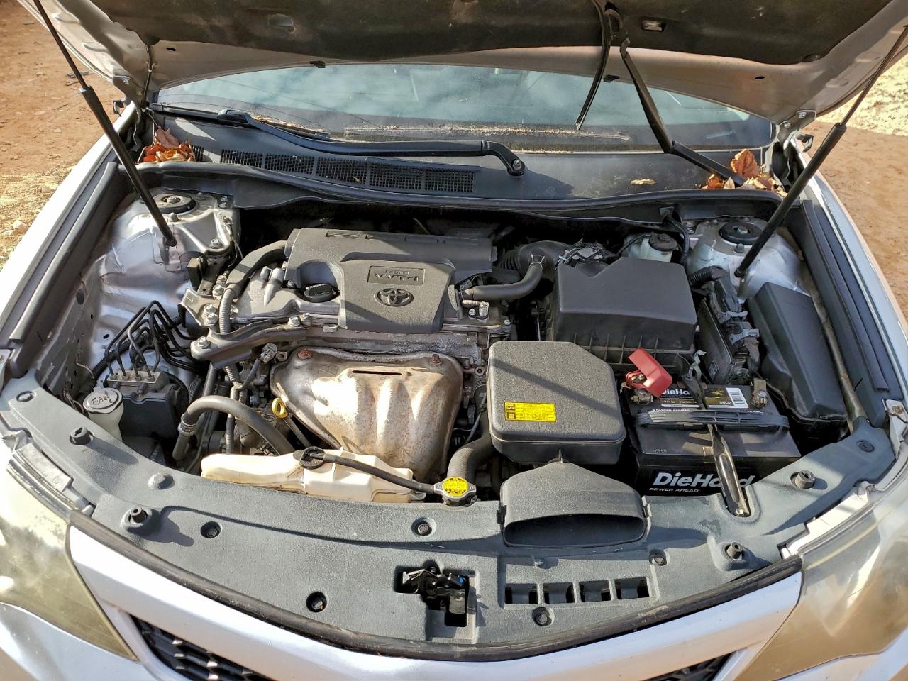 2012 TOYOTA CAMRY BASE photo 11