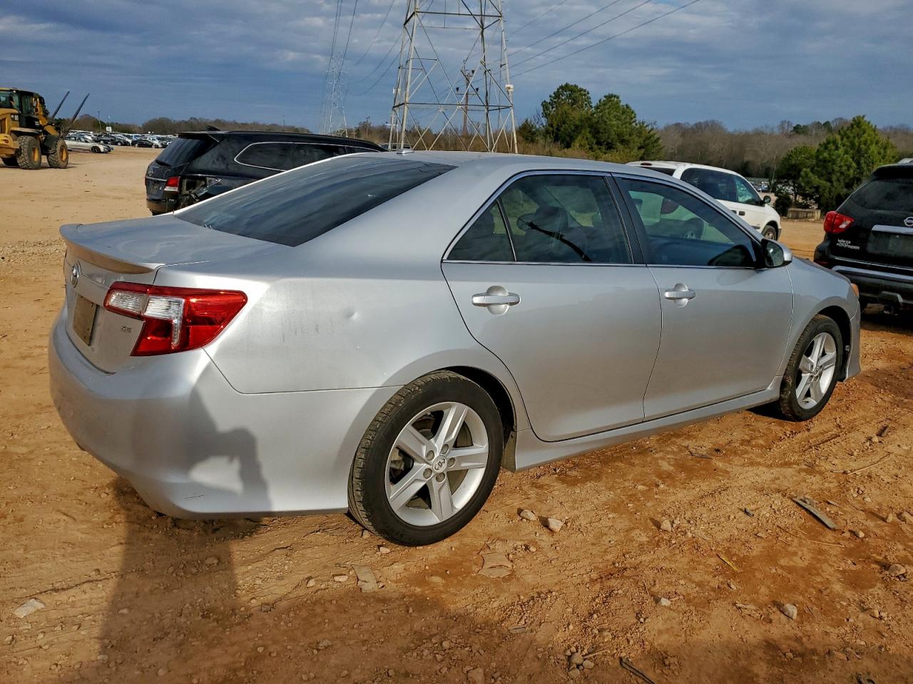 2012 TOYOTA CAMRY BASE photo 3