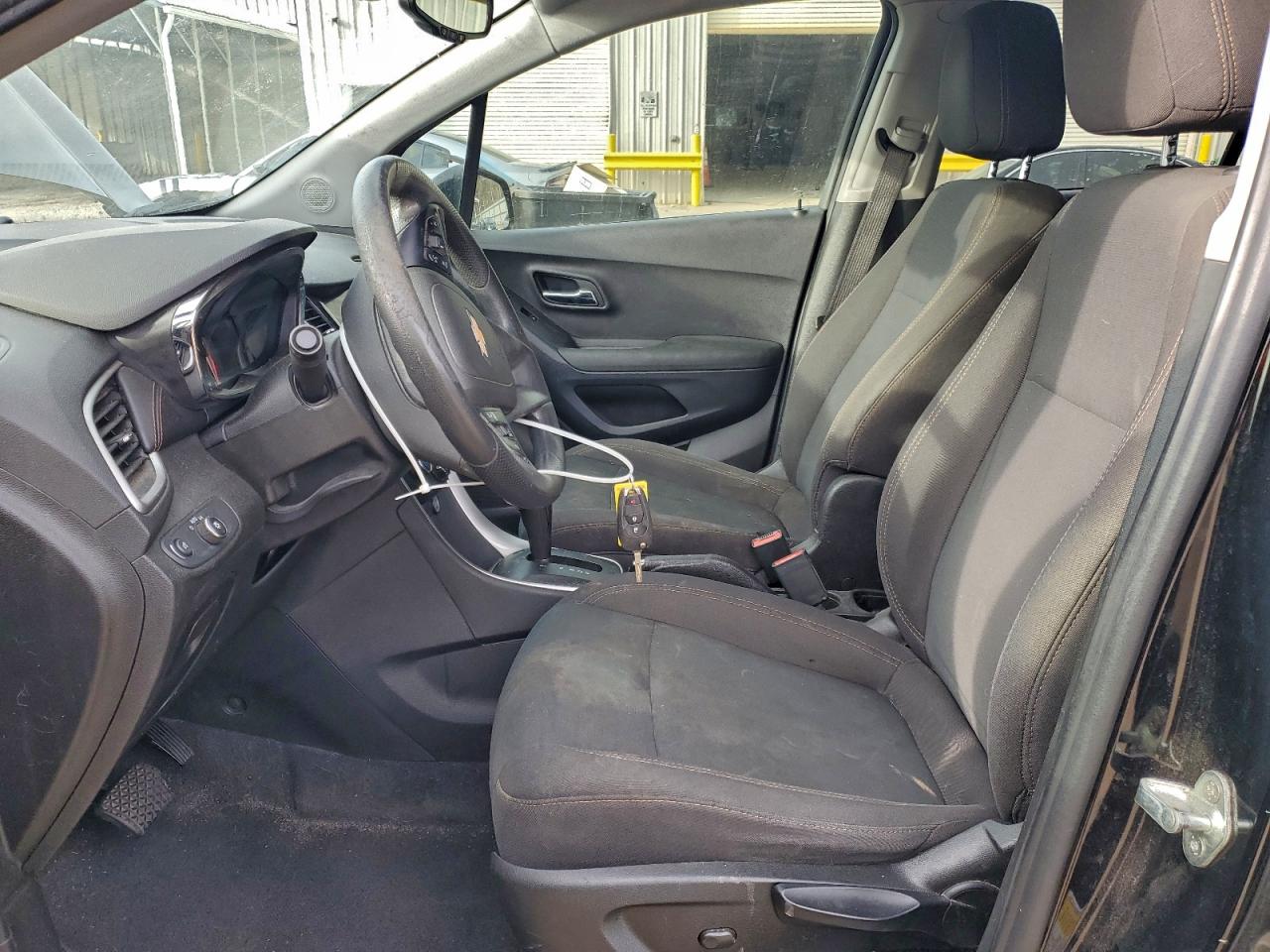 2020 CHEVROLET TRAX LS photo 19