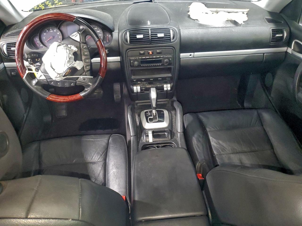 2005 PORSCHE CAYENNE photo 8