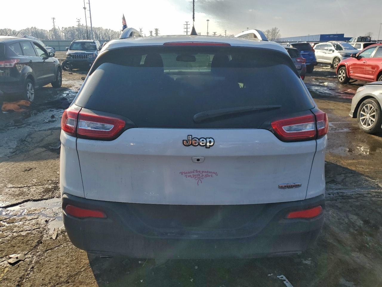 2016 JEEP CHEROKEE LATITUDE photo 6