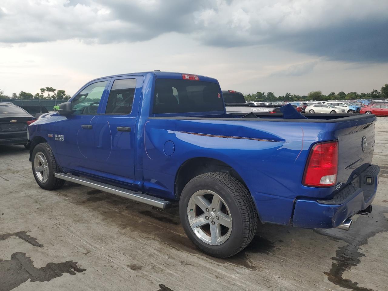 2015 RAM 1500 ST photo 2