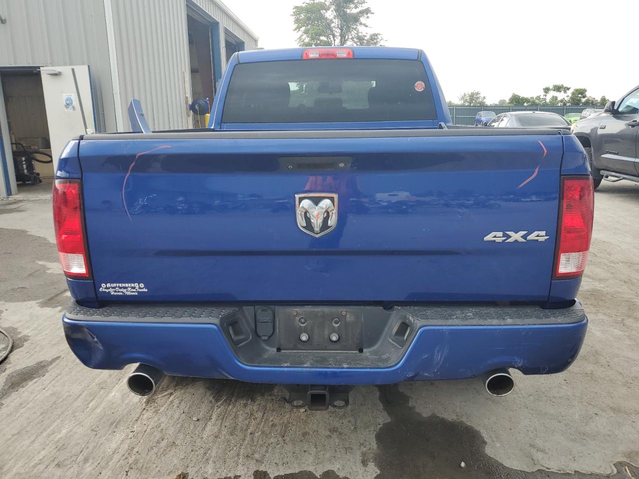 2015 RAM 1500 ST photo 6