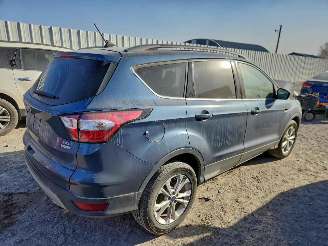 2018 FORD ESCAPE SEL photo 3