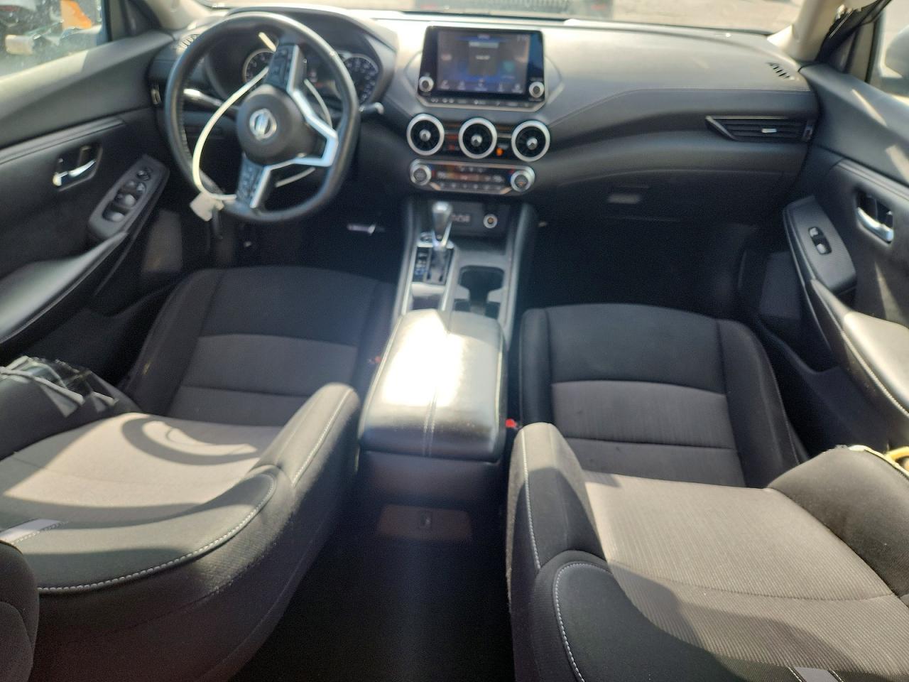2022 NISSAN SENTRA SV photo 8