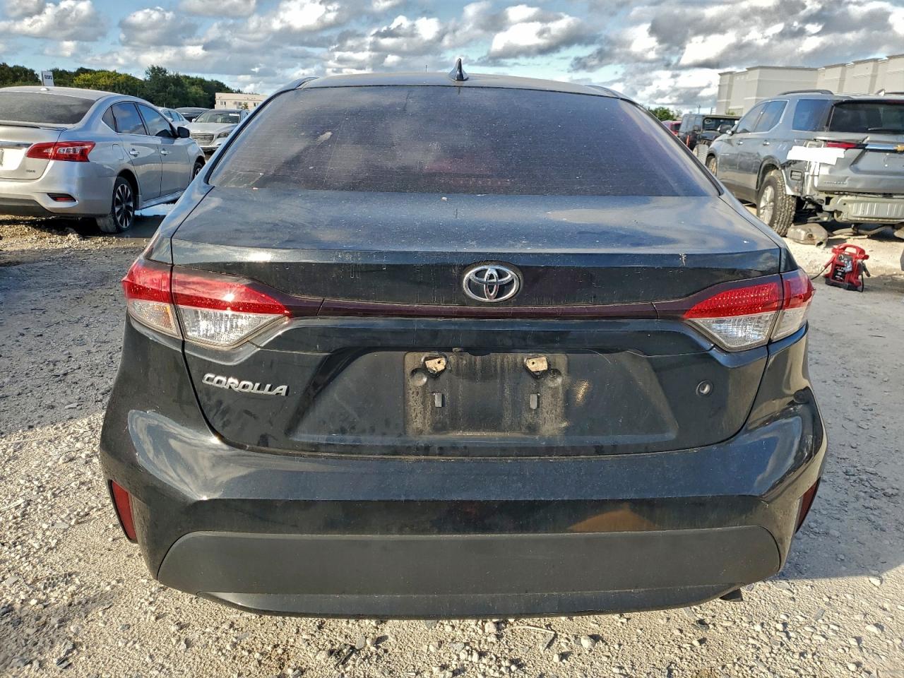 2020 TOYOTA COROLLA L photo 11