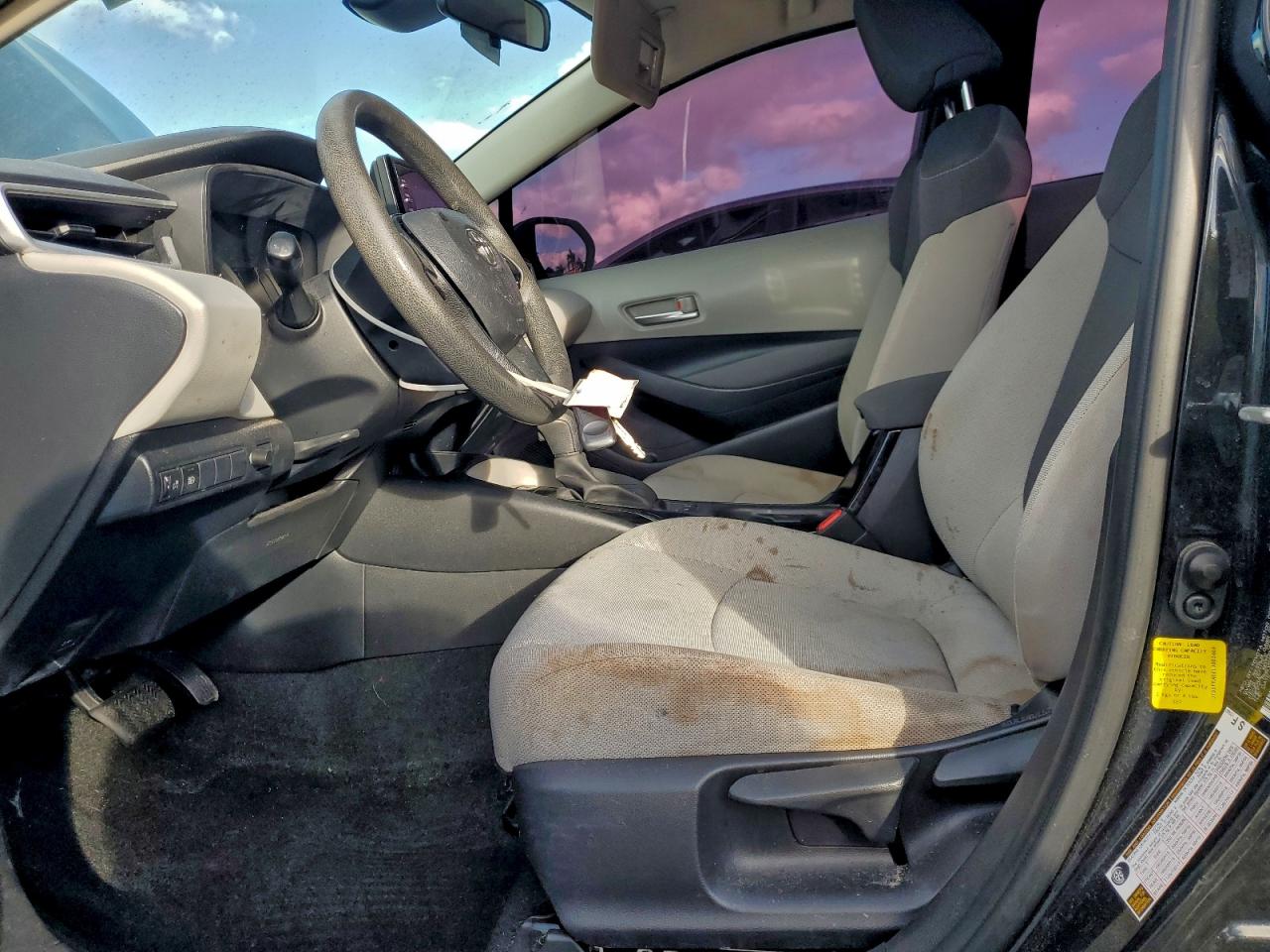 2020 TOYOTA COROLLA L photo 13