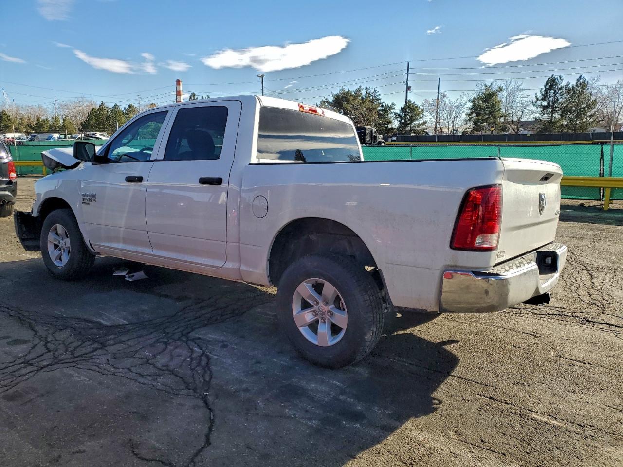 2023 RAM 1500 CLASSIC TRADESMAN photo 3