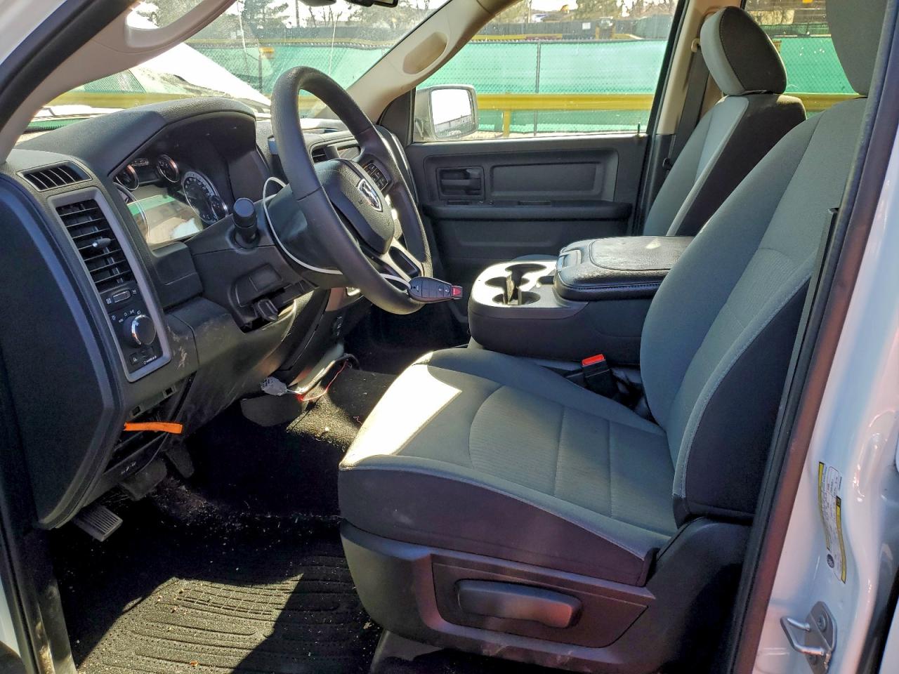 2023 RAM 1500 CLASSIC TRADESMAN photo 13