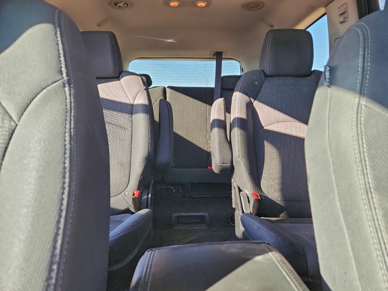 2014 CHEVROLET TRAVERSE LT photo 10