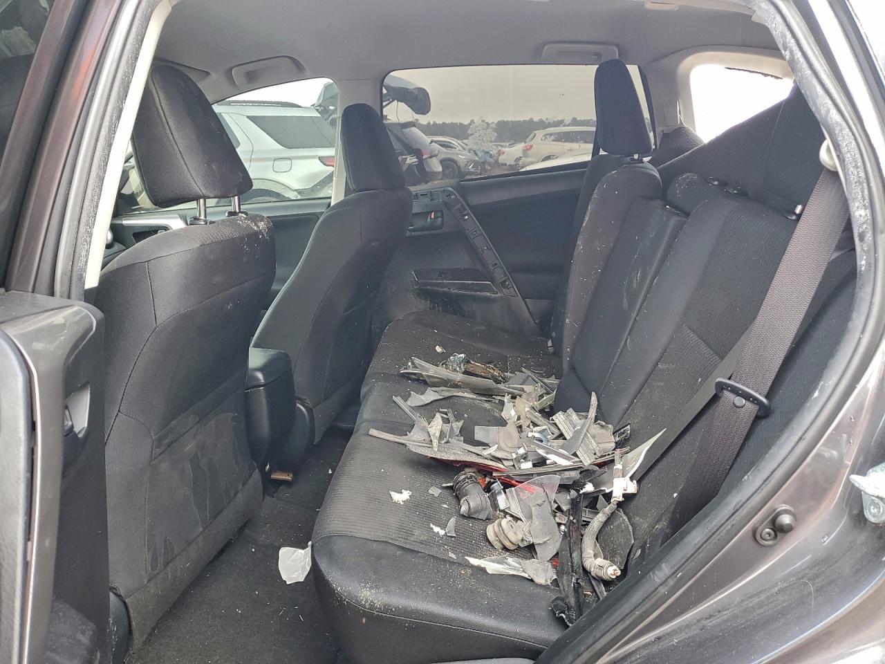 2016 TOYOTA RAV4 LE photo 11