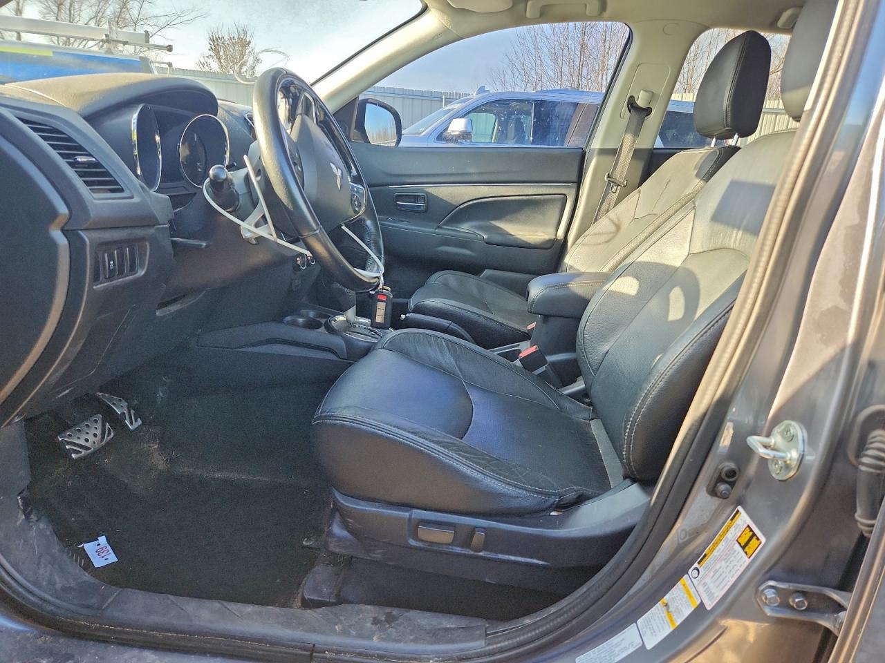 2017 MITSUBISHI OUTLANDER SPORT SEL photo 13