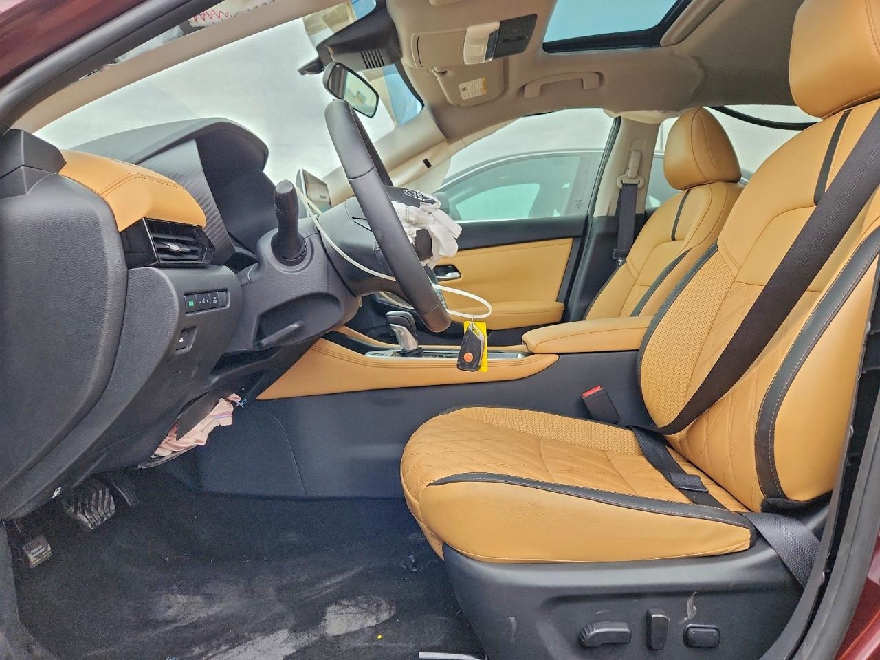 2025 NISSAN SENTRA SV photo 13