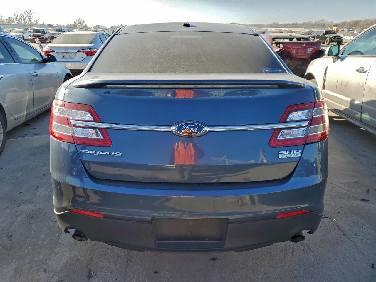 2018 FORD TAURUS SHO photo 6