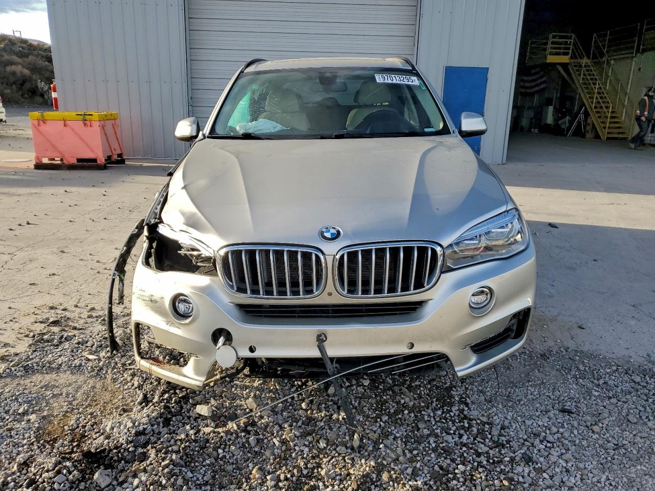 2016 BMW X5 XDRIVE50I photo 5