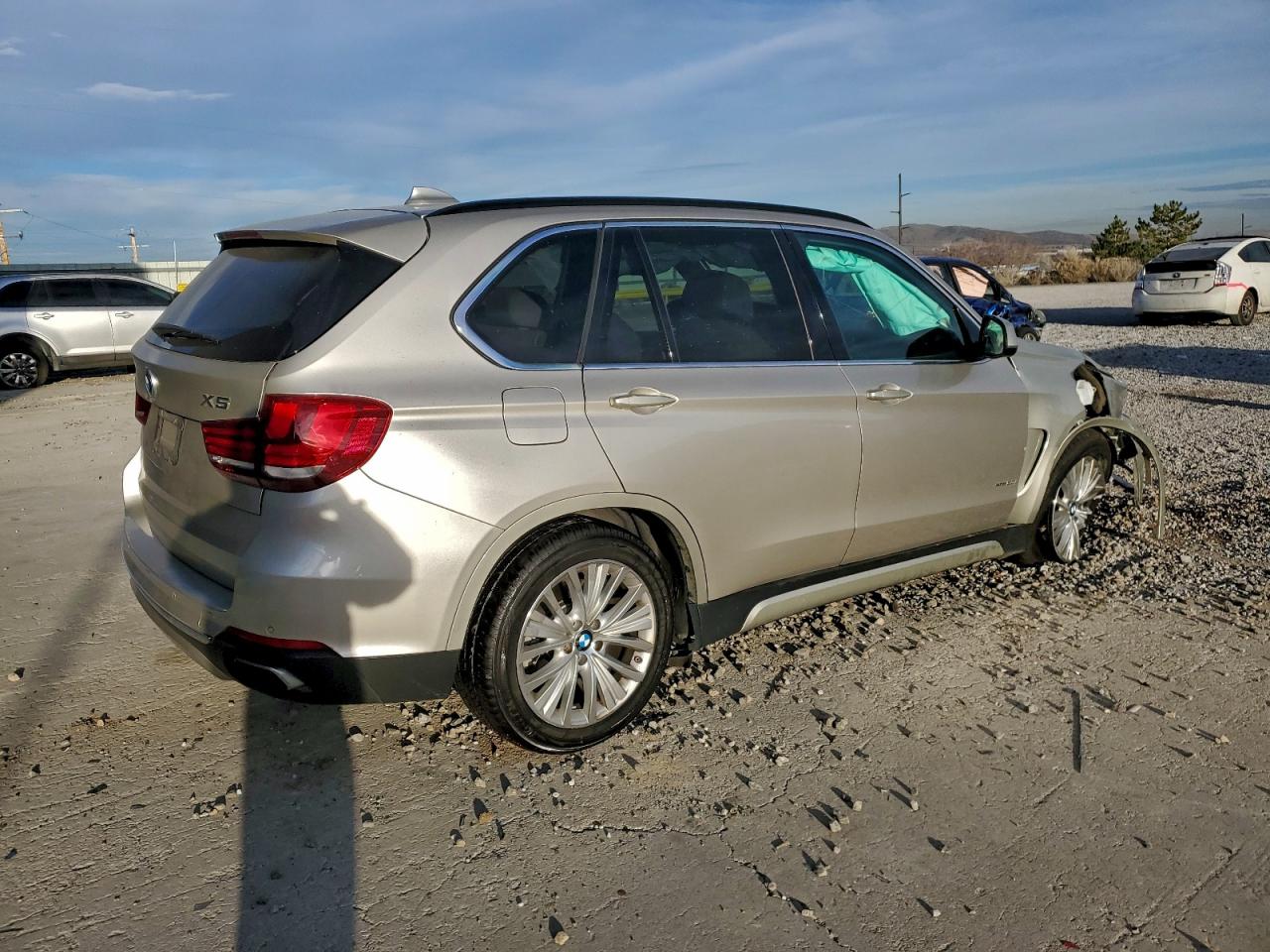 2016 BMW X5 XDRIVE50I photo 3