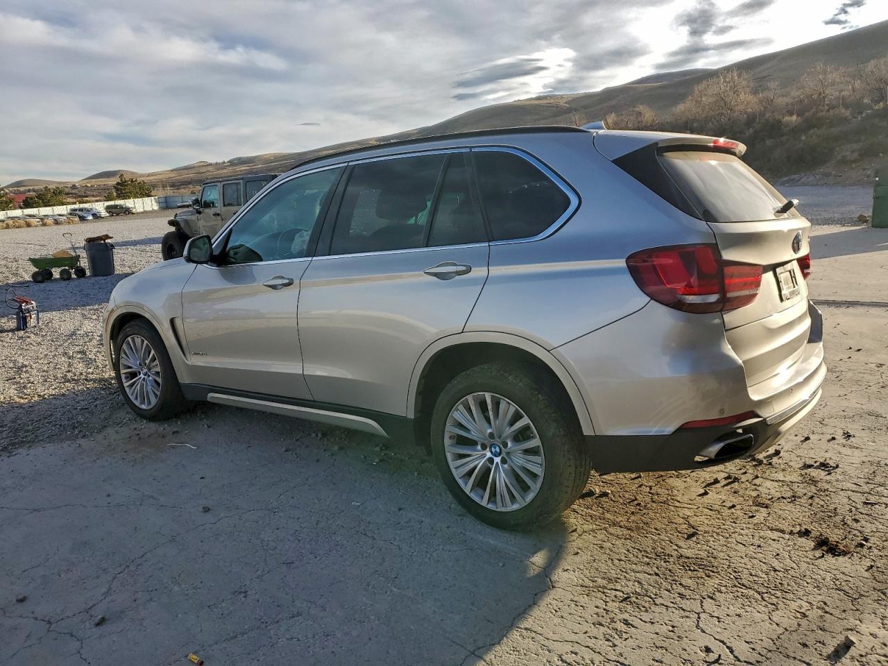 2016 BMW X5 XDRIVE50I photo 2