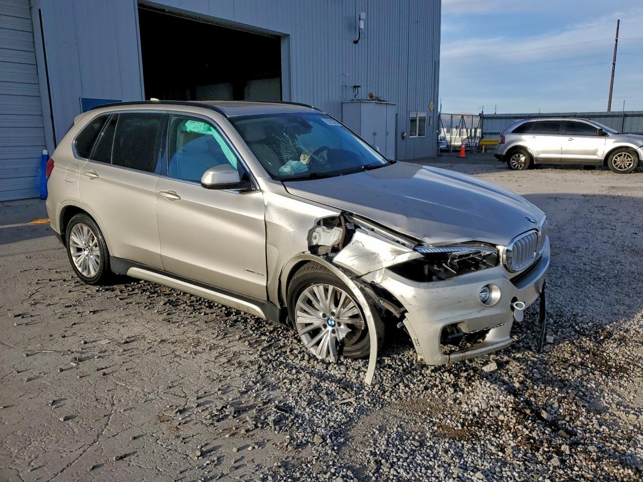 2016 BMW X5 XDRIVE50I photo 4