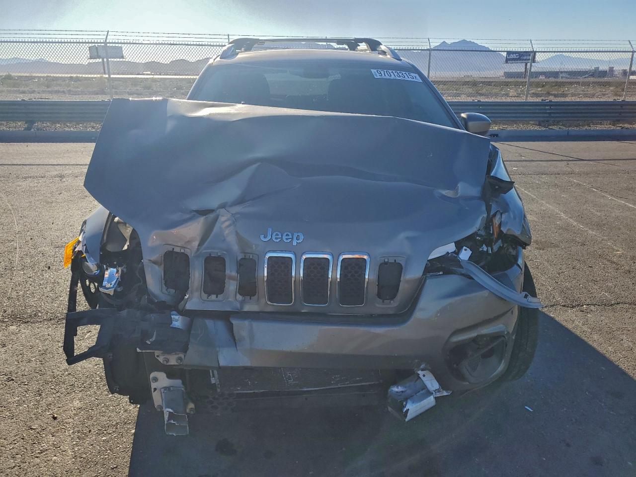 2019 JEEP CHEROKEE LATITUDE photo 5