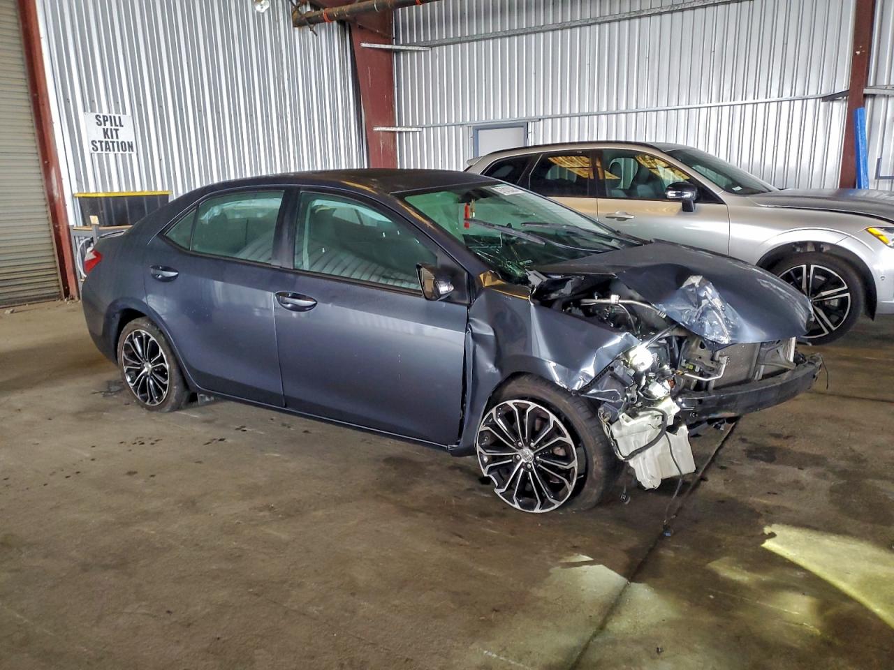 2015 TOYOTA COROLLA L photo 4