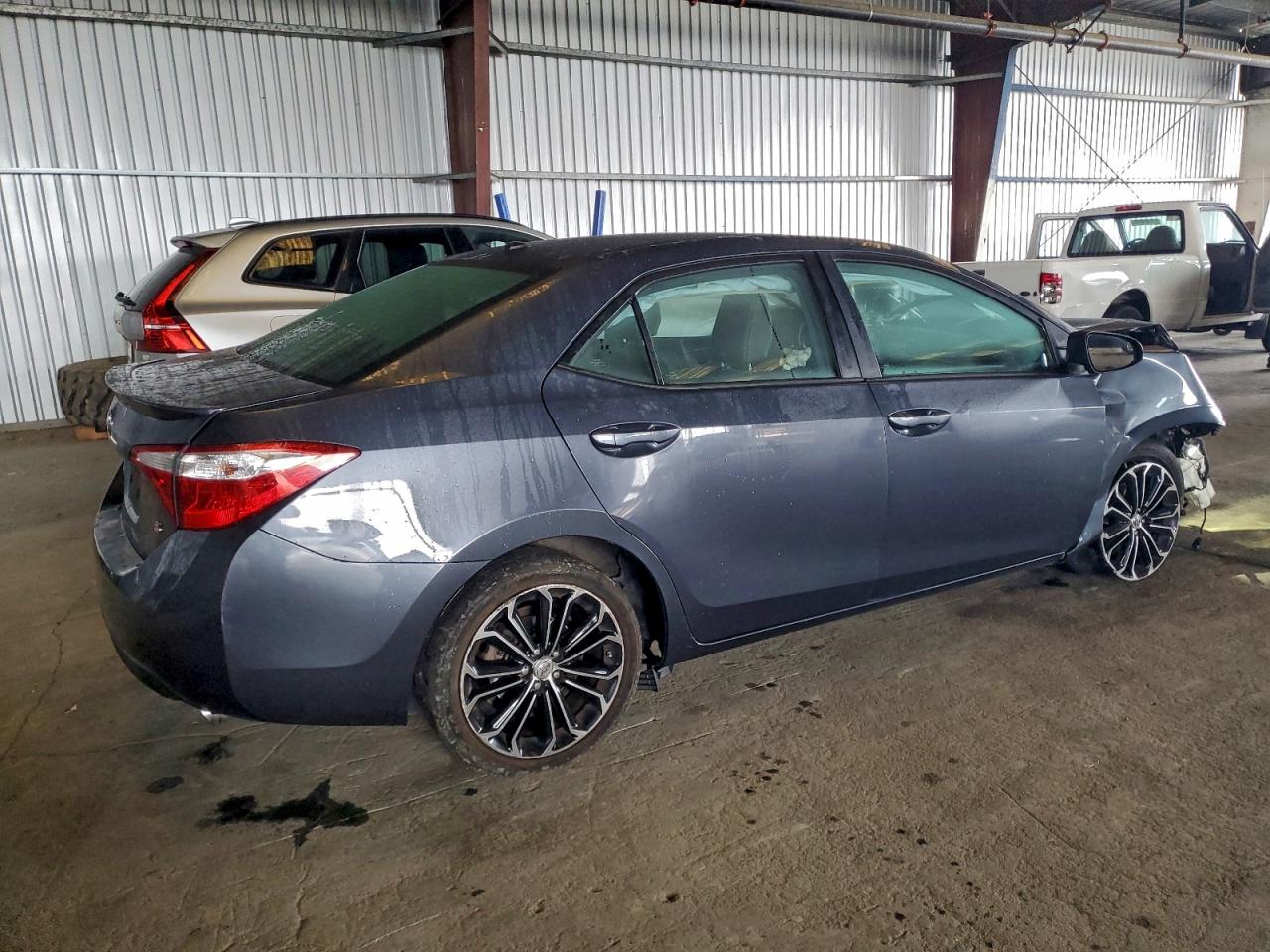 2015 TOYOTA COROLLA L photo 3