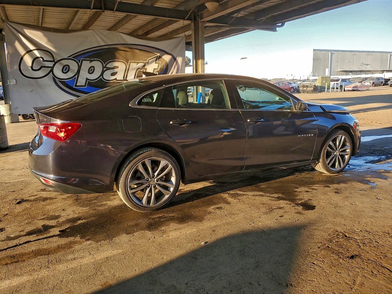 2023 CHEVROLET MALIBU LT photo 5