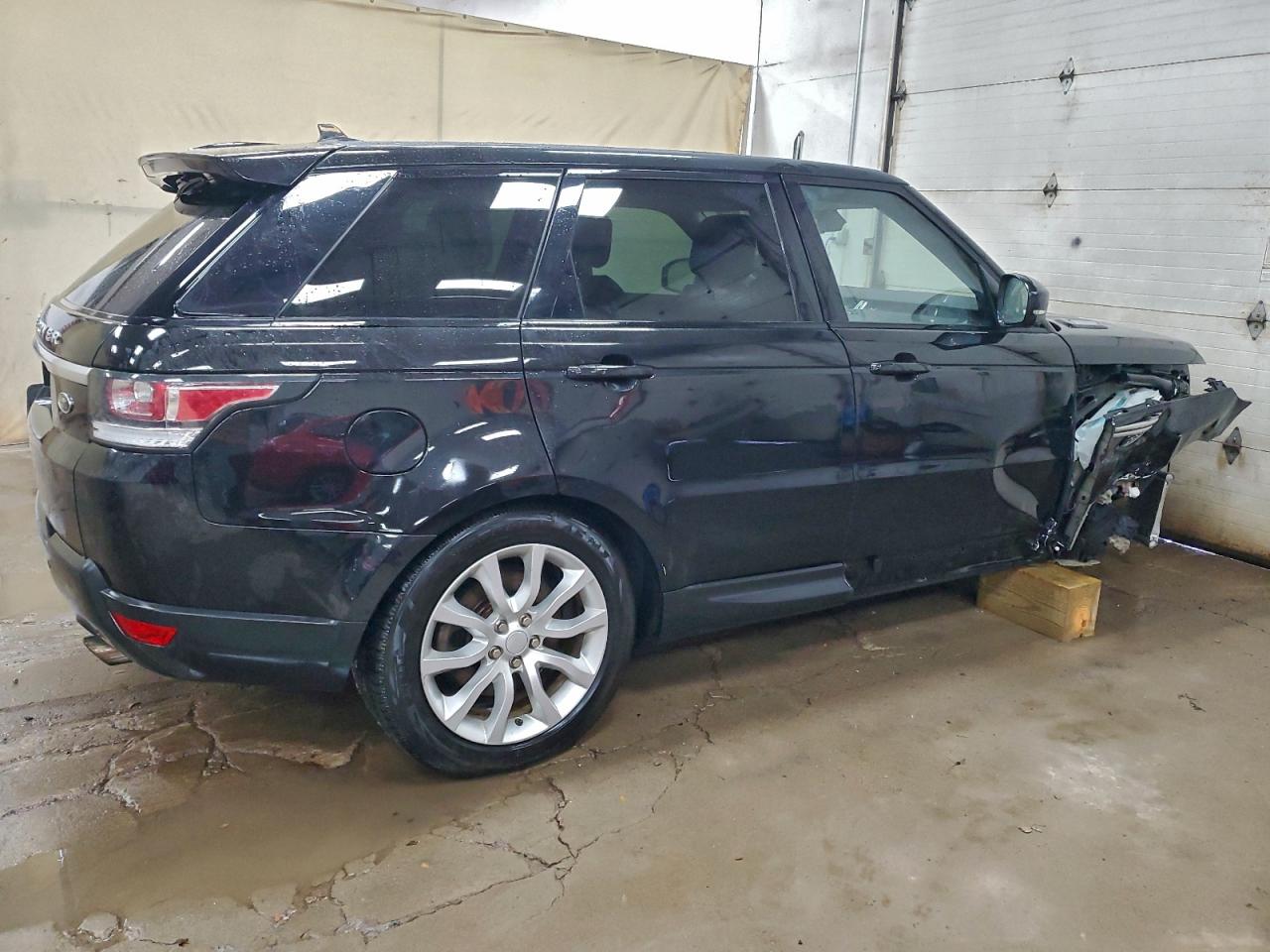 2016 LAND ROVER RANGE ROVER SPORT HSE photo 3