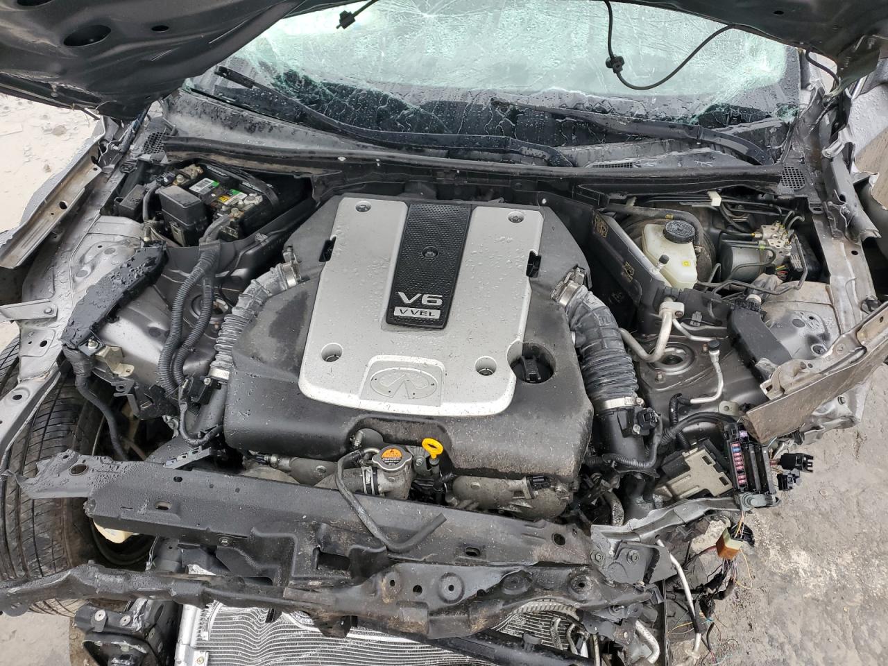 2015 INFINITI Q50 BASE photo 21