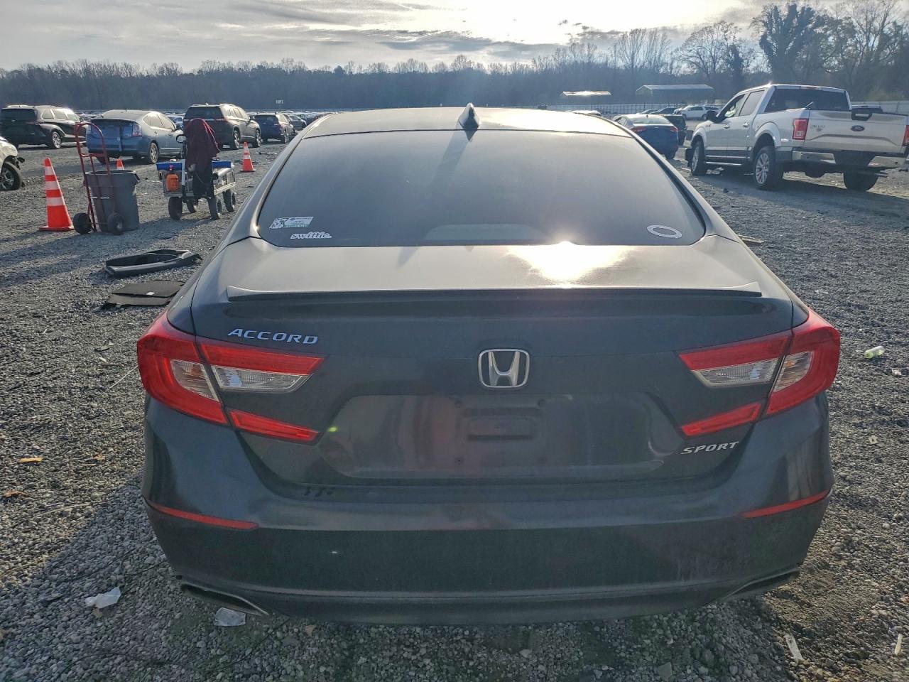2020 HONDA ACCORD SPORT photo 6