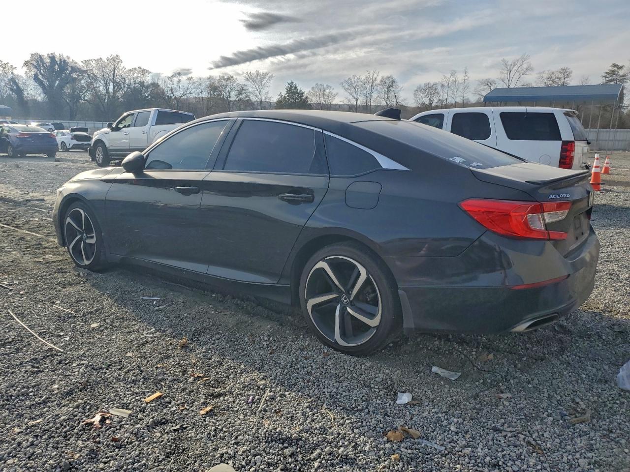 2020 HONDA ACCORD SPORT photo 2