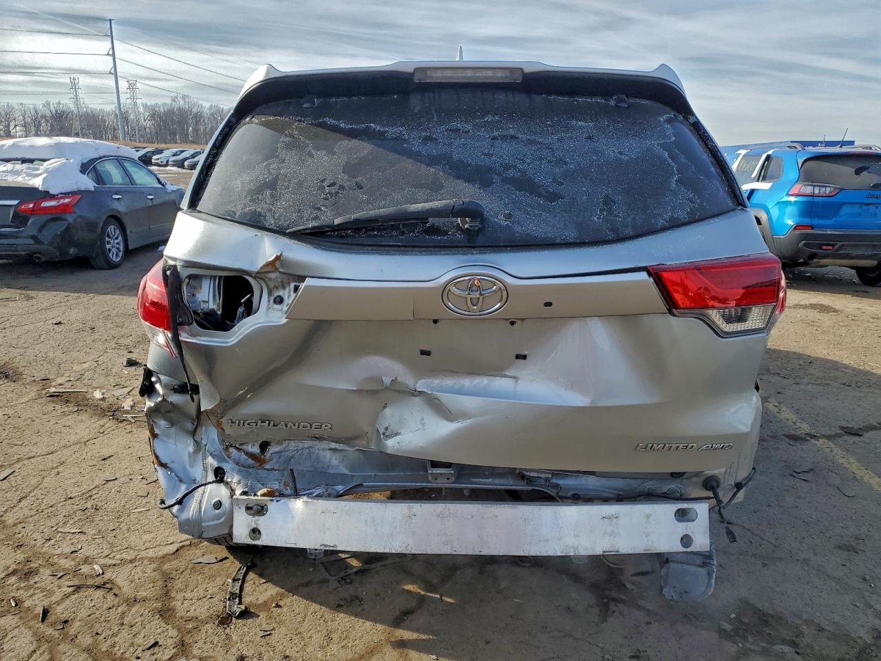 2019 TOYOTA HIGHLANDER LIMITED photo 11