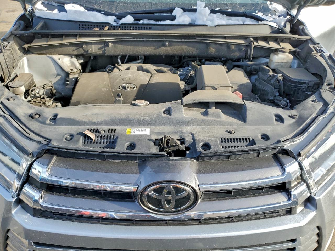2019 TOYOTA HIGHLANDER LIMITED photo 23